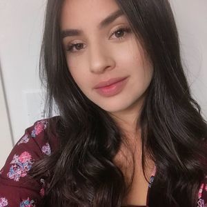 Meet your Posher, Ana carla